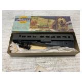 Athearn Santa Fe Diner Car Model Train Kit