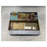 Athearn HO Santa Fe Full Baggage Kit Model Train