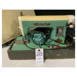 VTG Remington DeLuxe Sewing Machine