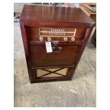 Antique Philco Radio Phonograph Record Player