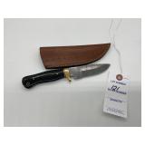 Hand Made Damascus Steel Knife Hand Made Damascus Steel Knife