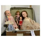 VTG SUITCASE OF DOLLS