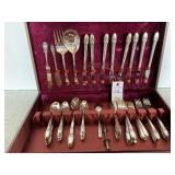 VTG ROGERS SILVERWARE SET IN CASE