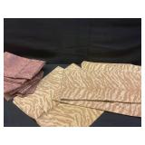 2 Sheet Sets Includes Flat,Fitted, and Shams