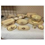 PfaltzGraff Yorktowne Dinnereware Set