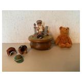 Thornes Swiss ï¿½Music Box with Teddy Bear and Caps