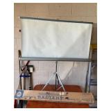 Radiant Tripod Projection Screen