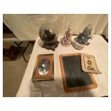 Decorative Objects and Figurines