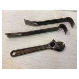 Adjustable Wrench and Pry Bar Set
