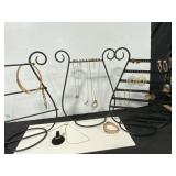 Catch the Eye Jewelry Lot