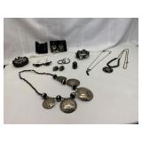 Fashion Jewelry Pieces