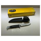 Buck Fixed-Blade Knife with Sheath