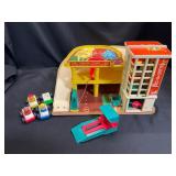 Fisher-Price #930 Action Garage Set