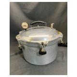 All-American No. 7 Aluminum Pressure Cooker