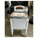 Vintage Maytag Wringer Washer