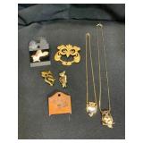 Owl-Themed Jewelry and Decor