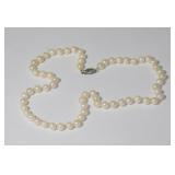 14kt Yellow Gold Pearl Necklace w/ Pearls