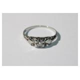 18k white gold Antique Diamond Ring size 7.5