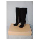 Michael Kors "York Boot" Suede size 8 new