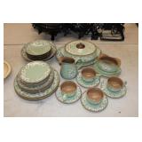 28pc Lazy Daisy Mid Century China by Taylor Smith