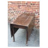 Antique Drop Leaf Table 28" x closed 21.5" x 21"