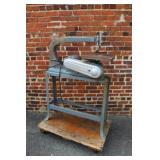 Commercial Grade Rokwell 24" scroll saw