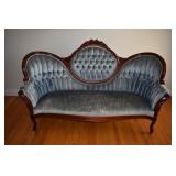 Vintage victorian couch no label