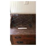 Metal counter wine rack
