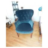Wng back chair