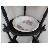 Bowl with flowers