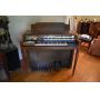 Working Hammond Organ. 2 people can move