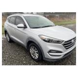 2016 Hyundai TUCSON SE