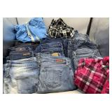 WOMENS JEANS LOT