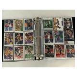 BINDER OF BASKETBALL TRADING CARDS 2002-03