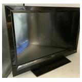 VIZIO 32 INCH TV