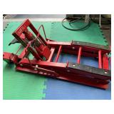 1500 LB TORIN MOTORCYCLE LIFT