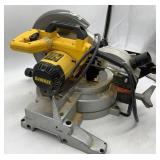 DEWALT COMPOUND MITER SAW
