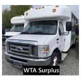 2015 Ford E-450 Bus