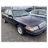 2000 Ford Crown Victoria LX
