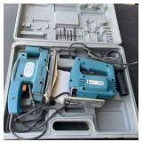 Jigsaw & Finishing sander in case