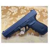 FIREARM/GUN GLOCK 21 !! H954
