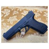 FIREARM/GUN GLOCK 22 !! H944