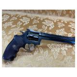 FIREARM/GUN DAN WESSON .357!! H998