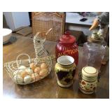 Wire chicken basket, vase, etc.