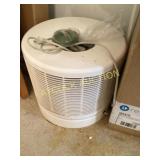 Honeywell Enviracaire HEPA air purifier