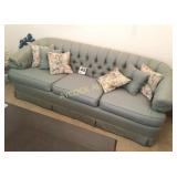 Tufted sofa with 6 throw pillows