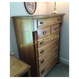 Dresser (wood) w/6 drawers and piece of glass