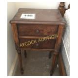 Small wooden side table w/2 drawers
