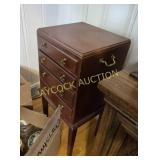 Silver chest with 4 lined drawers