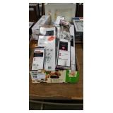 1 Lot Flat (5) Boxes Delta Brushed Nickel Everly